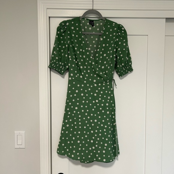 Vera Moda Dresses & Skirts - Green Polkadot Wrap Dress